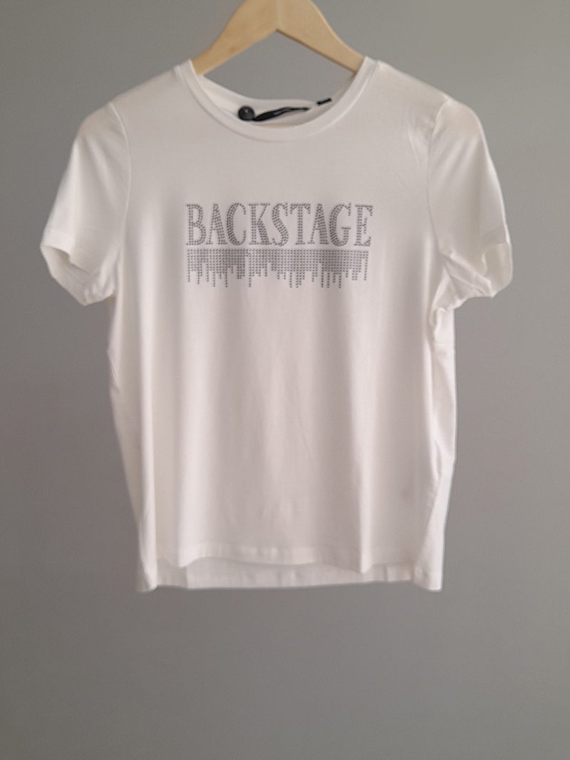 T-shirt backstage