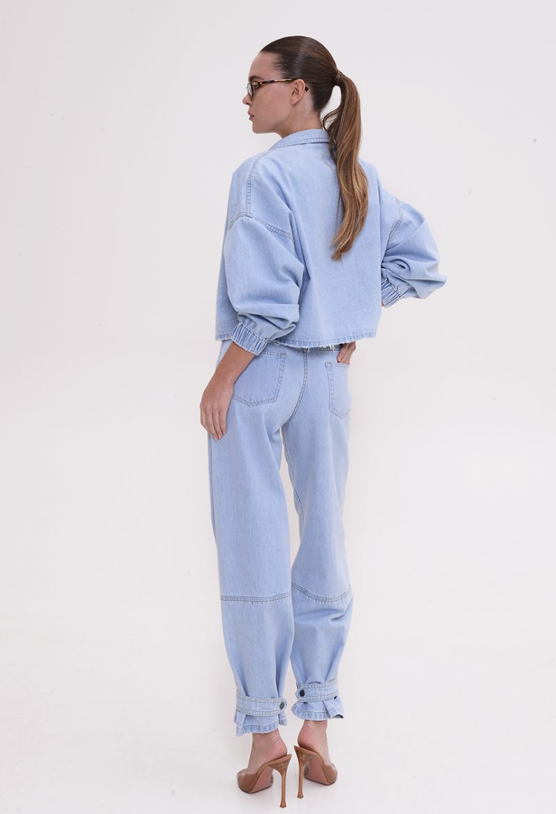 9C34F616-A990-450C-B3AD-DE15878AFF1C